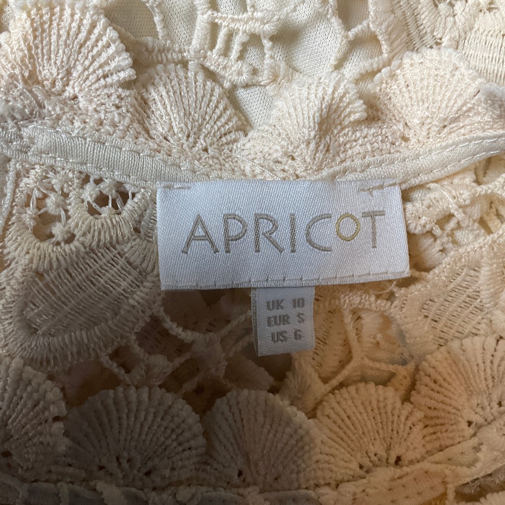 Apricot Crochet Lace Top Women 6 Beige Floral Boho High Neck Victorian Ethereal - Picture 3 of 7